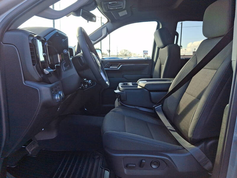 2026 GMC Sierra 1500 Elevation Standard