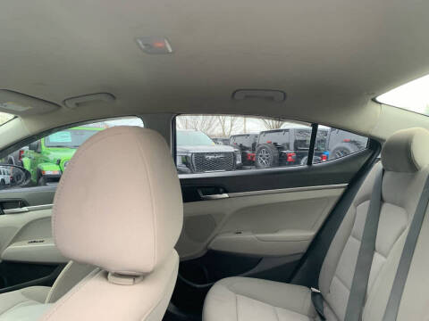 2020 Hyundai Elantra