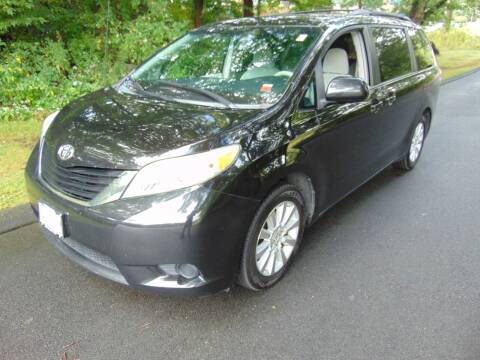2014 Toyota Sienna for sale at Lakewood Auto Body LLC in Waterbury CT