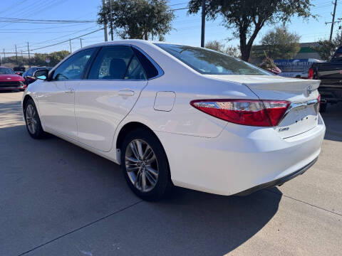 2016 Toyota Camry SE