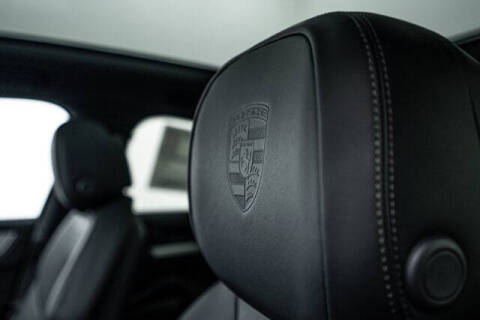 2025 Porsche Cayenne Coupe