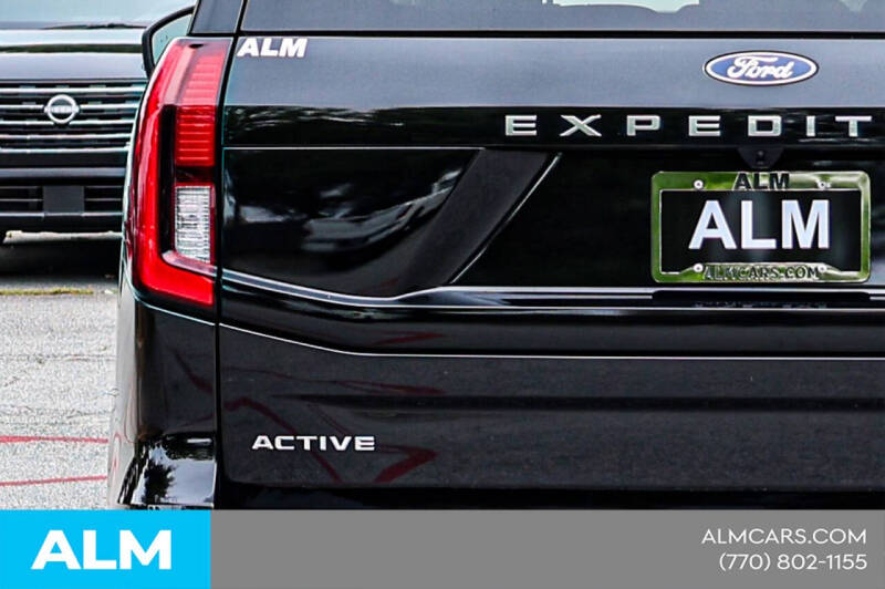 2025 Ford Expedition Active
