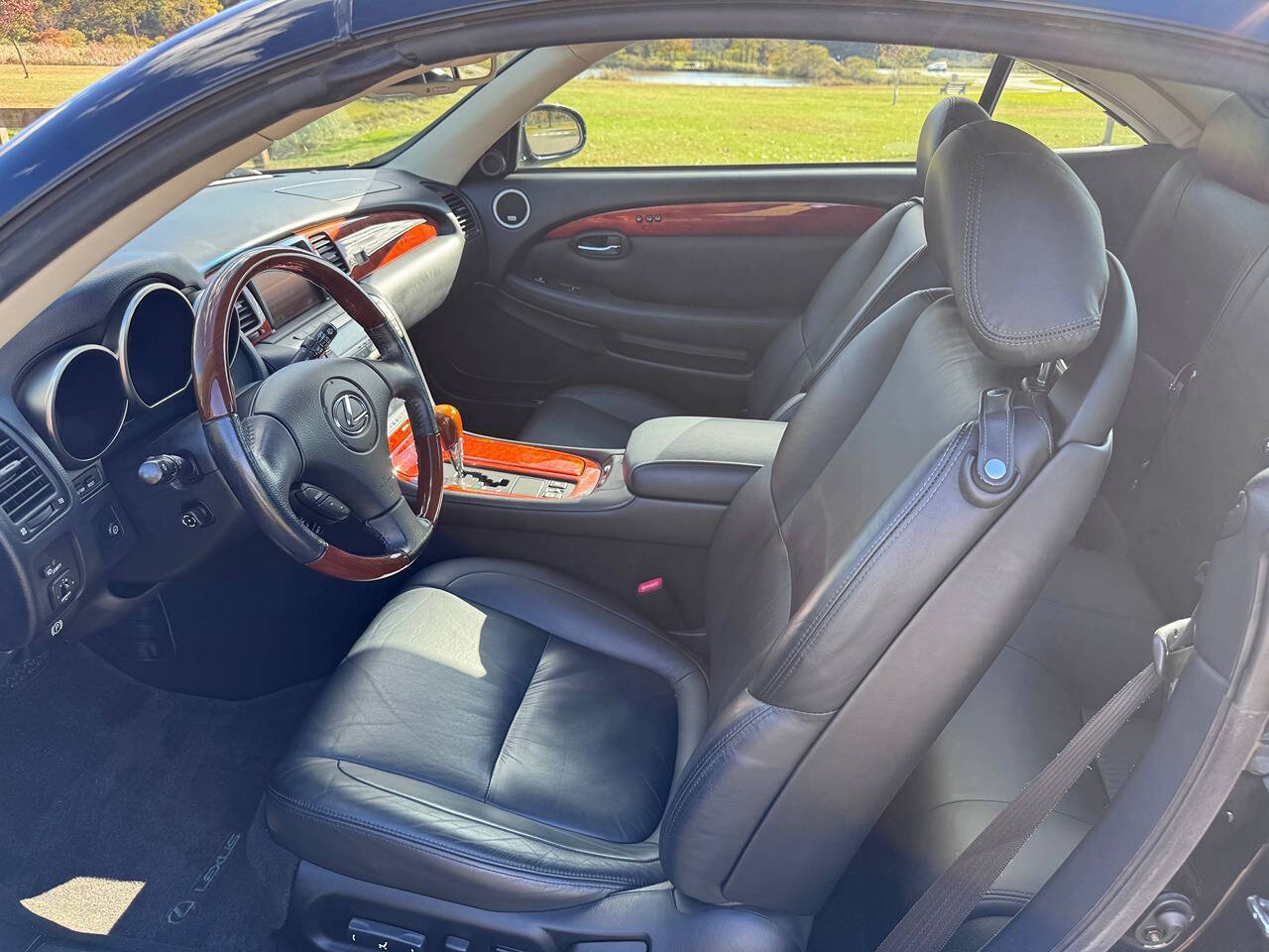 2004 Lexus SC 430 5