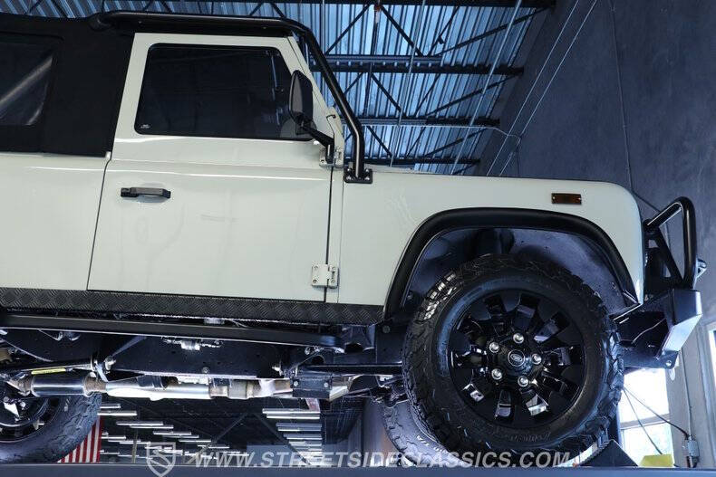 1994 Land Rover Defender 90