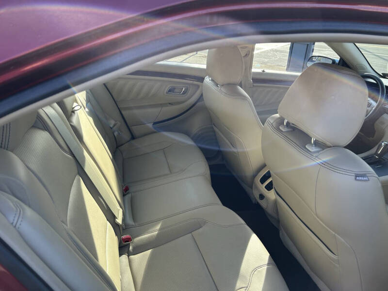 2014 Ford Taurus Limited