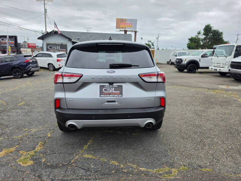 2021 Ford Escape SE