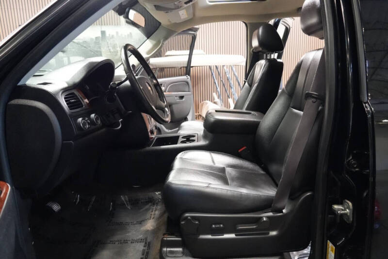 2012 Chevrolet Avalanche LT