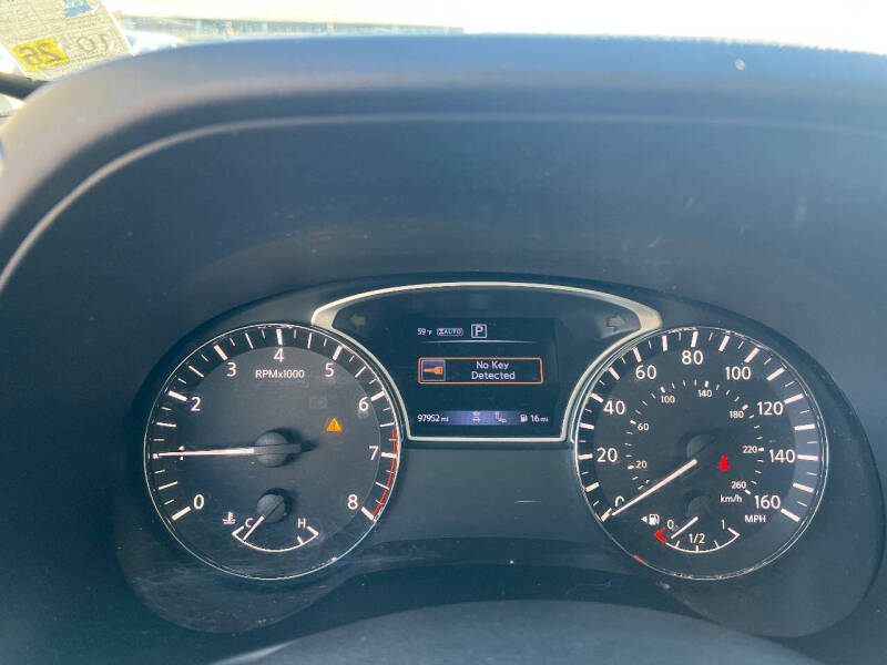 2019 Nissan Pathfinder SV