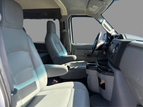 2014 Ford E-Series E-250