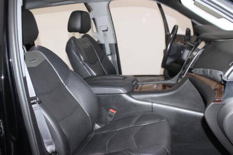 2018 Cadillac Escalade ESV Luxury