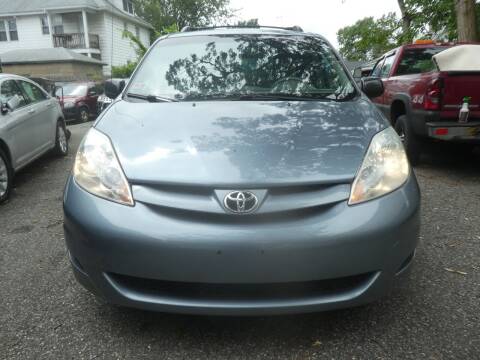 2007 Toyota Sienna for sale at Wheels and Deals in Springfield MA