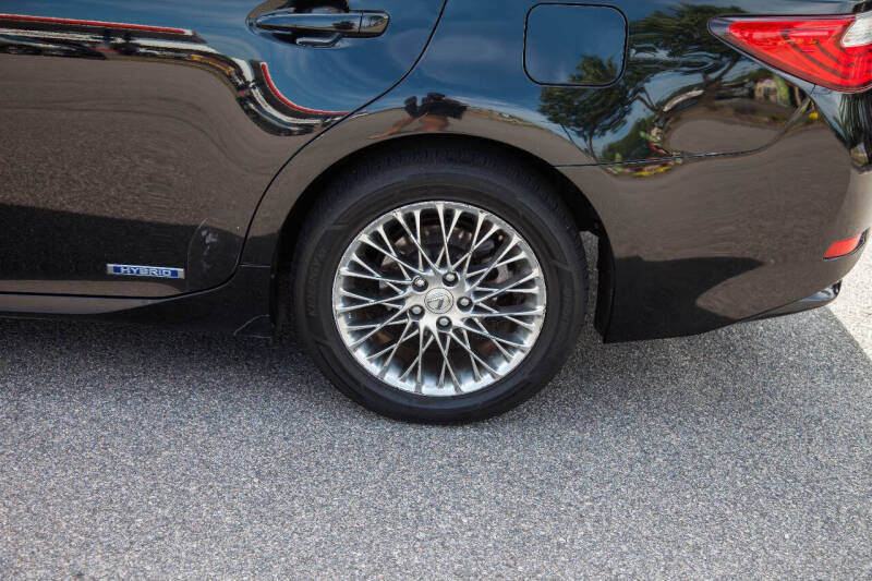 2014 Lexus ES 300h