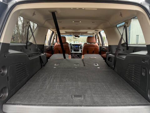 2018 Cadillac Escalade ESV Luxury