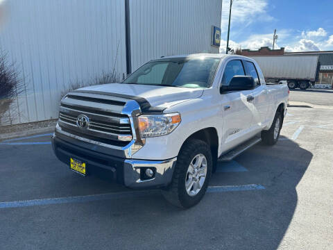 2017 Toyota Tundra for sale at DAVENPORT MOTOR COMPANY in Davenport WA