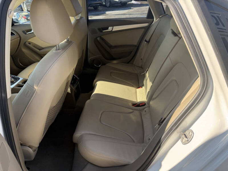 2012 Audi A4 2.0T quattro Prestige