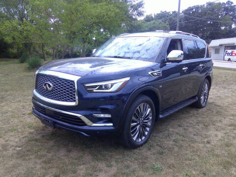 2019 Infiniti QX80 for sale at Triangle Auto Sales in Elgin IL