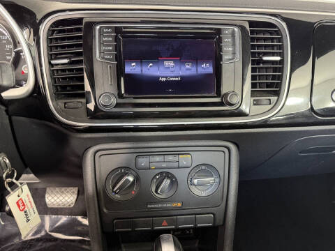 2016 Volkswagen Beetle