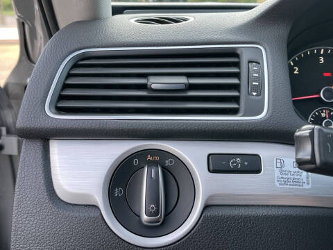 2013 Volkswagen Passat TDI SE