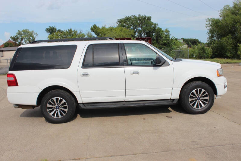 2017 Ford Expedition EL XLT