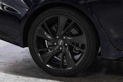 2023 Genesis G70