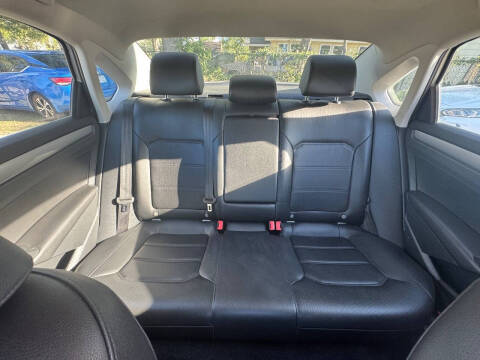 2015 Volkswagen Passat 1.8T Limited Edition