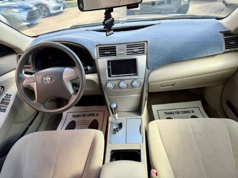 2011 Toyota Camry LE