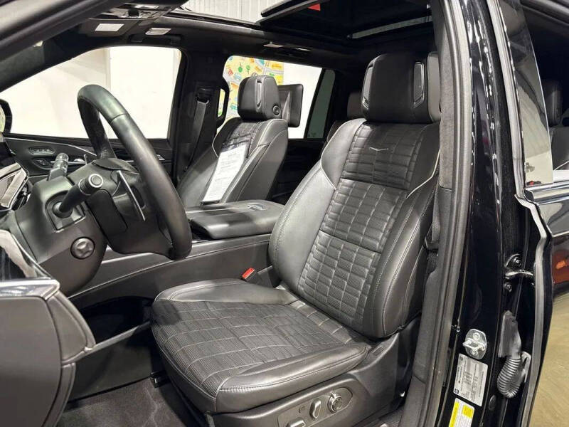 2023 Cadillac Escalade-V ESV