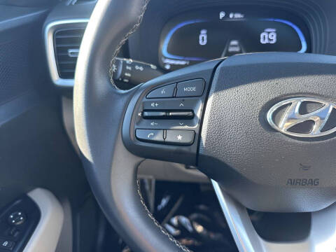 2024 Hyundai Venue SEL