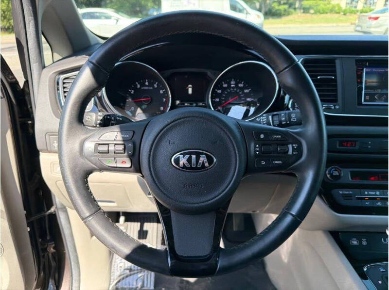2016 Kia Sedona