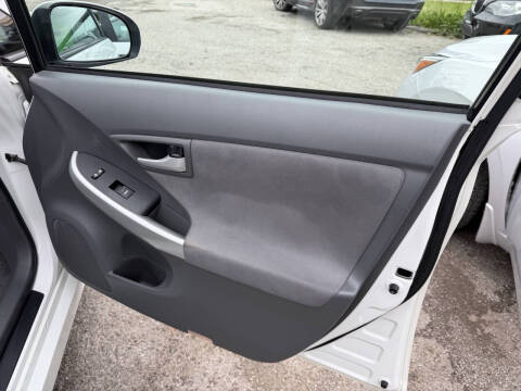 2010 Toyota Prius II