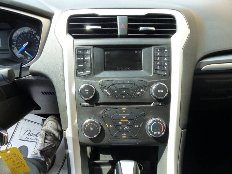 2016 Ford Fusion S