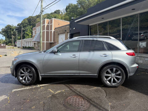 2004 Infiniti FX35