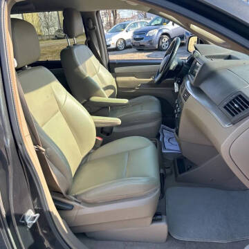 2011 Volkswagen Routan
