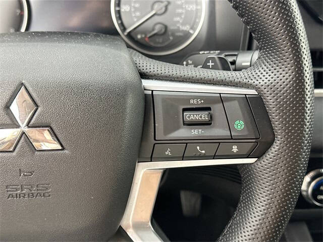 2024 Mitsubishi Outlander SE Black Edition