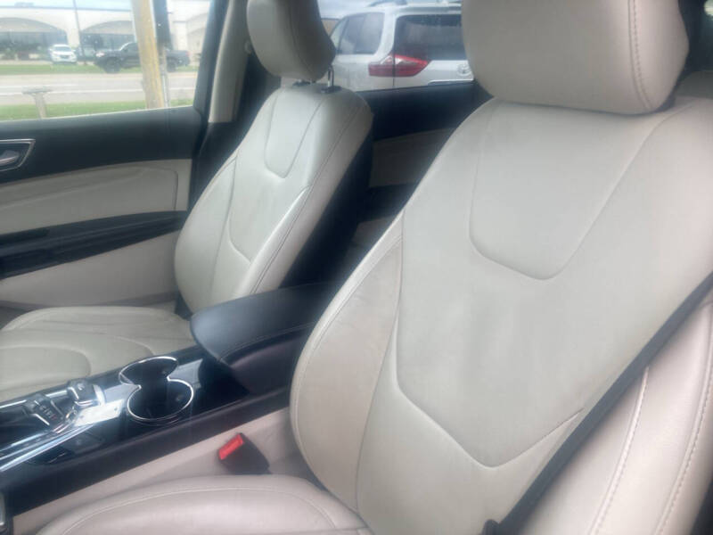 2016 Ford Edge Titanium