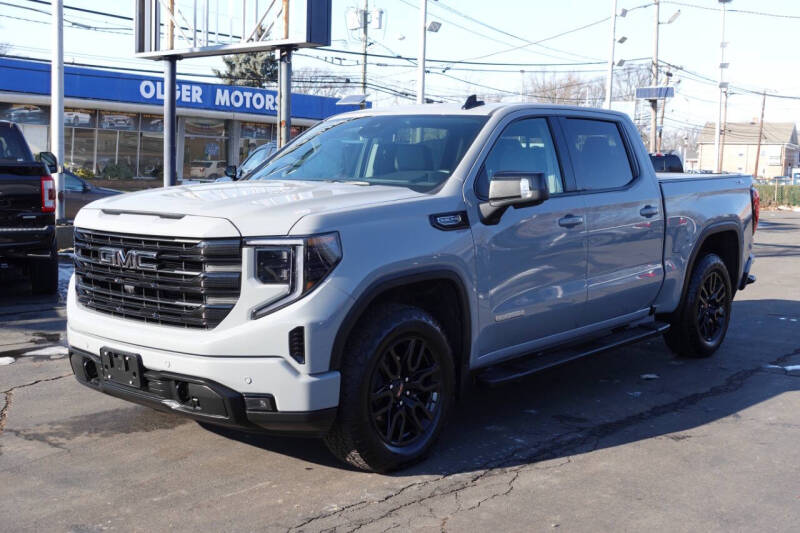 2024 GMC Sierra 1500 Elevation