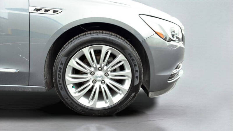 2018 Buick LaCrosse Essence