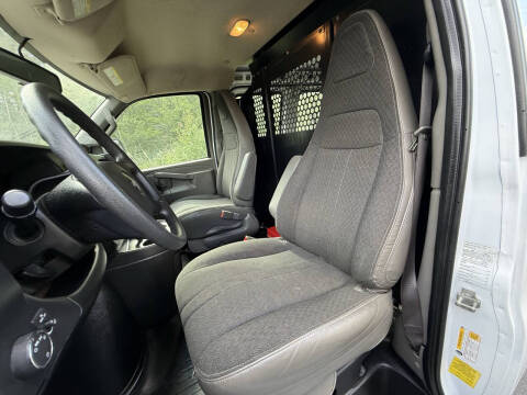 2023 GMC Savana 2500