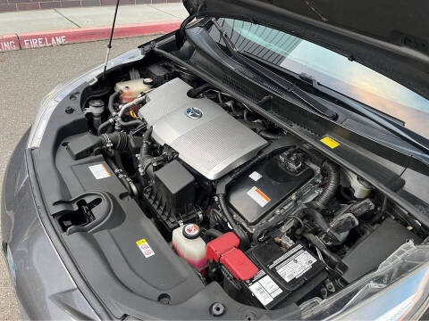 2017 Toyota Prius Two