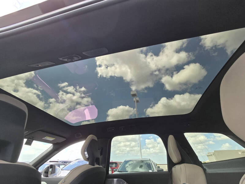 2025 Volvo EX90 Twin Performance Ultra 6P