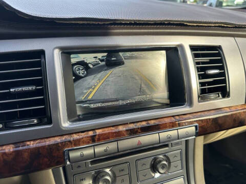 2011 Jaguar XF Premium