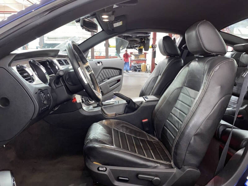 2012 Ford Mustang GT Premium