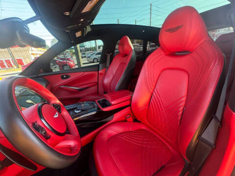 2021 Aston Martin DBX