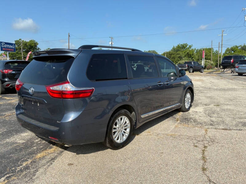 2017 Toyota Sienna Limited 7-Passenger