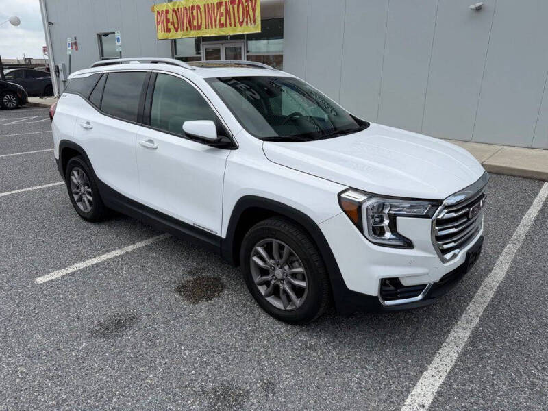 2023 GMC Terrain SLT