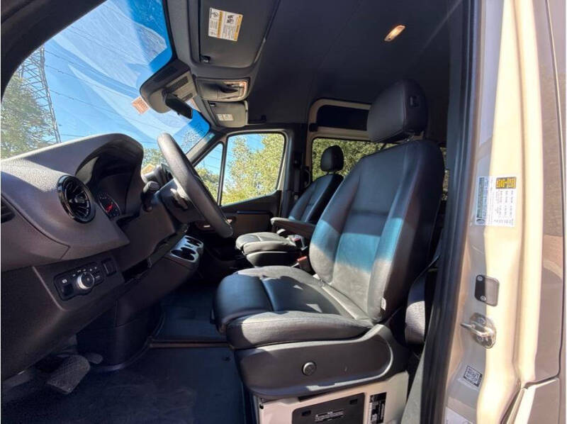 2022 Mercedes-Benz Sprinter 2500