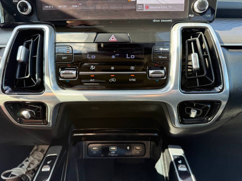 2022 Kia Sorento SX