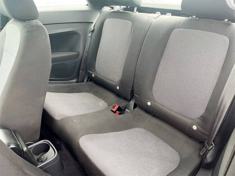 2019 Volkswagen Beetle 2.0T S