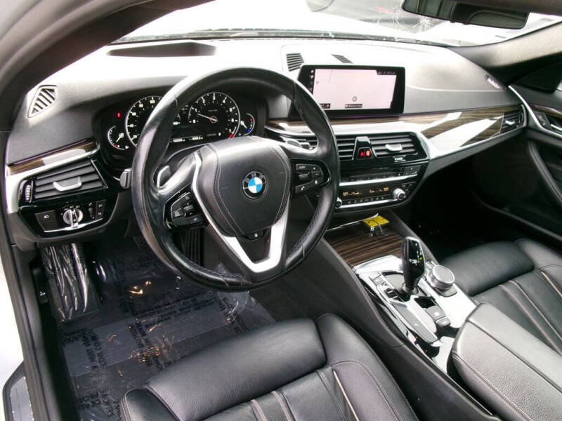 2018 BMW 5 Series 530i