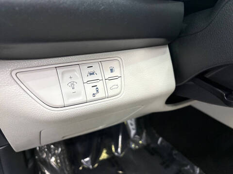 2021 Genesis G70 2.0T